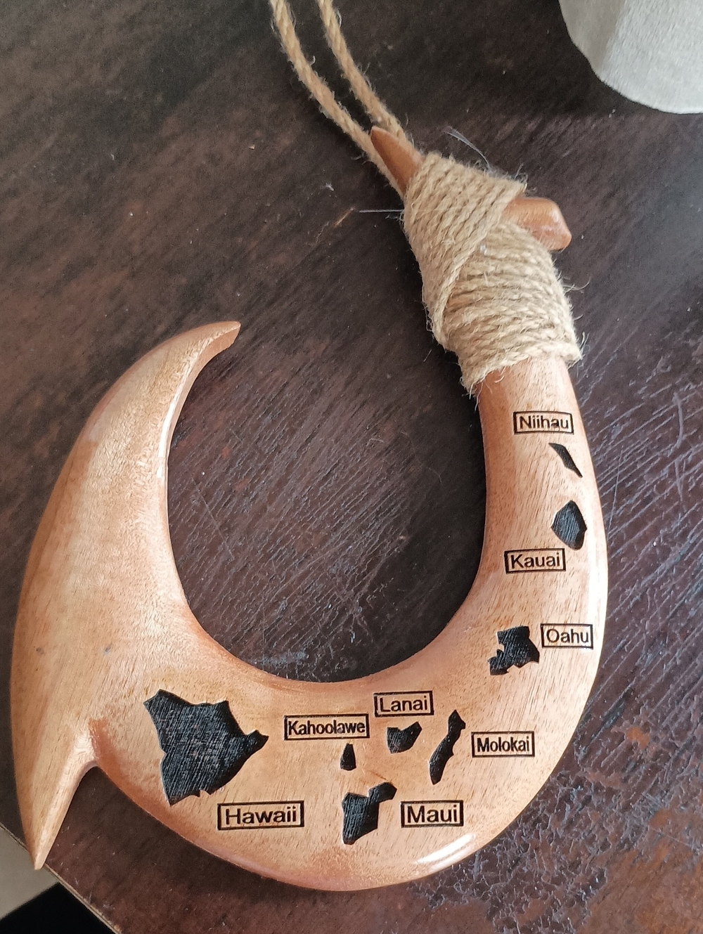 Polynesian Makau fish hook is made from smooth Used Good Condition